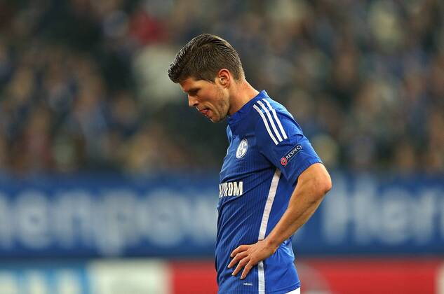 25.11.2014, Fussball Champions League 2014 2015, Vorrunde, 5.Spieltag, FC Schalke 04 - FC Chelsea London, in der Veltins-Arena auf Schalke. enttäuscht Klaas-Jan Huntelaar (Schalke) 