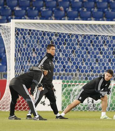 Cristiano Ronaldo y James Rodriguez. - Real Madrid - Cristiano Ronaldo and James Rodriguez. xBEATRIZxGUZMANx 