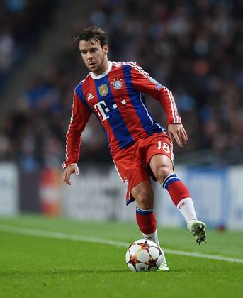 FUSSBALL CHAMPIONS LEAGUE SAISON 2014 2015 Vorrunde Manchester City - FC Bayern München 25.11.2014 Juan Bernat (FC Bayern München) mit Ball 