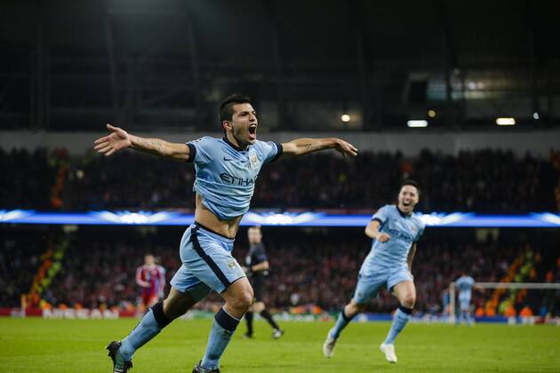 25.11.2014. Manchester, England. Champions League Group Stage. Manchester City versus Bayern Munich. Manchester City s Sergio Kun Aguero celebrates scoring his third goal to seal the win for his side - 3-2 final score xCraigxMercerx  ActionPlus11579201