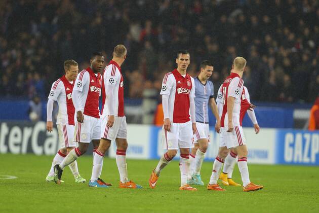 deception equipe (AJAX) FOOTBALL : Paris Saint Germain vs AJAX Amsterdam - Champions League - 25 11 2014 GwendolineLeGoff Panoramic 