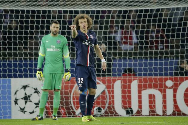 David Luiz Moreira Marinho (psg), Salvatore Sirigu (psg) FOOTBALL : PSG vs Ajax Amsterdam - Ligue des Champions - 25 11 2014 StephaneAllaman Panoramic 