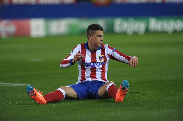 Aktuell Fussball, Champions League, Atletico Madrid - Olympiakos Piräus Atletico de Madrid Defender, Jose Maria Gimenez de Vargas - GIMENEZ, number 24 celebrates after scoring a goal (1,0). Atletico de Madrid Coach, Diego Pablo Simeone - SIMEONE. Round 5 of the CHAMPIONS league soccer match between Atletico de Madrid - Olympiacos FC at the Vicente Calderon estadium Madrid - Spain by November 26 2014. 
