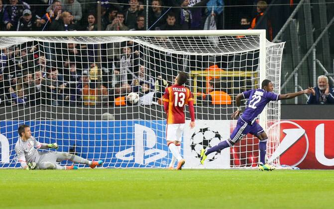 - BRUSSELS, BELGIUM: Anderlecht s Chancel Mbemba scoring the 1-0 goal during a game between Belgian soccer team RSCA Anderlecht and Turkish team Galatasaray, in Brussels, in the Constant Vanden Stock stadium, Wednesday 26 November 2014, on the fifth day of the group stage of the UEFA Champions League competition, in group D. VIRGINIExLEFOUR  x04509536x