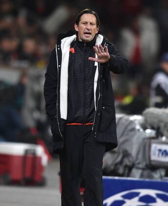 26.11.2014, Fussball, Saison 2014 15, UEFA Champions League, Vorrunde, Bayer 04 Leverkusen - AS Monaco Trainer Roger Schmidt (Bayer 04 Leverkusen)