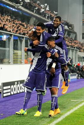 chancel mbemba 1-0 FOOTBALL : RSC Anderlecht vs Galatasaray - Ligue des Champions - 26 11 2014 PhotoNews Panoramic 