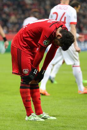 Hakan Calhanoglu (Bayer 04 Leverkusen 10) Bayer 04 Leverkusen vs AS Monaco, Fussball, Champions-League, 26.11.2014 , EP_JSE