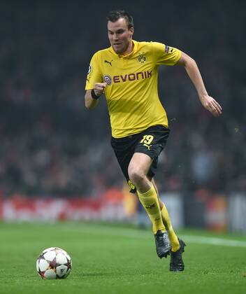 FUSSBALL CHAMPIONS LEAGUE SAISON 2014 2015 Vorrunde Arsenal London - Borussia Dortmund 26.11.2014 Kevin Grosskreutz (Borussia Dortmund) am Ball 
