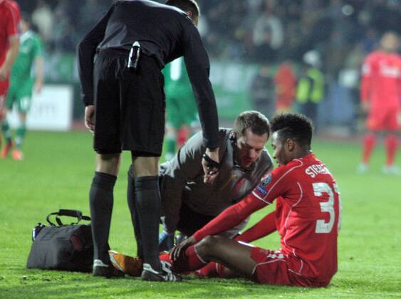 26.11.2014. Sofia, Bulgaria. Champions League Group Stage. PFC Ludogorets Razgrad versus FC Liverpool. Raheem STERLING (FC Liverpool), is treated for an injury xWolfgangxFehrmannx  ActionPlus11579479