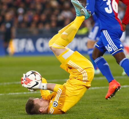 26.11.2014 St Jakob Park Basel ,SCHWEIZ , Saison 2014 2015 Herren UEFA Champions League Gruppenphase FC Basel - Real Madrid CF Torwart Tomas Vaclik (FC Basel) © Manuel Geisser 