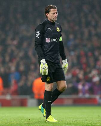 Mittwoch 26.11.2014, Saison 2014 2015, UEFA Champions League, 5. Spieltag im Londoner Emirates Stadium, FC Arsenal London - BVB Borussia Dortmund 2:0, Roman Weidenfeller (Torwart, BVB) enttäuscht nach dem Gegentreffer zum 2-0