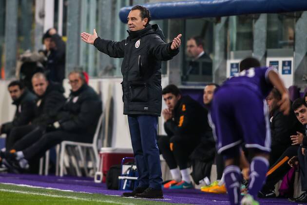 coach Cesare Prandelli of Galatasaray during the Champions League match between Anderlecht and Galatasaray at the Constant Vanden Stockstadion on november 26, 2014 in Brussels, Belgium Anderlecht v Galatasaray Champions League 2014 2015 xVIxErwinxSpekxIVx 3304550