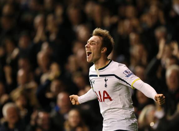 Aktuell Fußball, England, Tottenham Hotspur - FC Everton Tottenham s Christian Eriksen celebrates scoring his sides opening goal Barclays Premier League- Tottenham Hotspur vs Everton - White Hart Lane - England - 30th November 2014 - Picture David Klein Sportimage EDITORIAL USE ONLY. No use with unauthorised audio, video, data, fixture lists, club league logos or live services. Online in-match use limited to 120 images, no video emulation. No use in betting, games or single club league player publications.