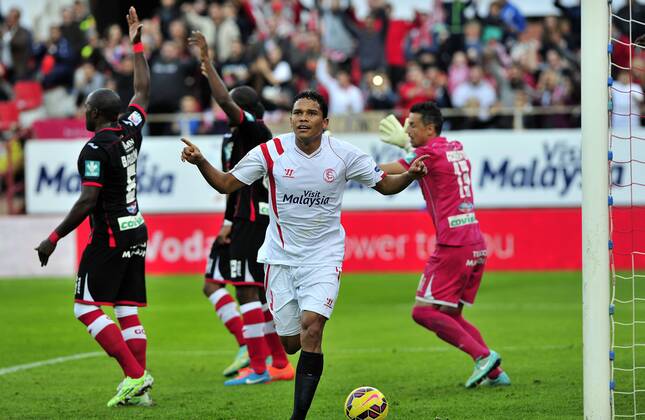 Aktuell Fußball, Spanien, FC Sevilla - Granada CF Spanish League match between FC Sevilla and FC Granada. In this picture, Carlos Bacca celebrates one of their two goals. xKIKOxHURTADOx 