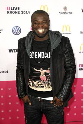 Gerald Asamoah bei der Verleihung der 1LIVE Krone 2014 in der Jahrhunderthalle. Bochum, 04.12.2014 Foto:xS.xGabschx xFuturexImage