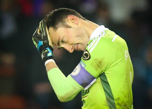 - MOUSCRON, BELGIUM: Anderlecht s goalkeeper Silvio Proto looks dejected during the Jupiler Pro League match between Royal Mouscron-Peruwelz and RSC Anderlecht, in Mouscron, Saturday 06 December 2014, on day 18 of the Belgian soccer championship. VIRGINIExLEFOUR  x04515978x