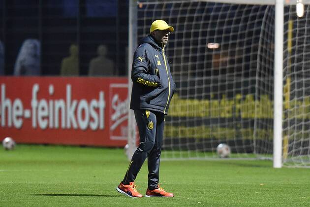 Fußball Champions League Abschusstraining Borussia Dortmund am 08.12.2014 auf dem Trainingsgelände in Dortmund Jürgen Klopp ( Trainer Dortmund )