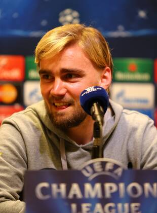 Montag 08.12.2014, Saison 2014 2015, UEFA Champions League, 6. Spieltag im Dortmunder Signal Iduna Park, Pressekonferenz vor dem Spiel BVB Borussia Dortmund - RSC Anderlecht, Marcel Schmelzer (BVB)