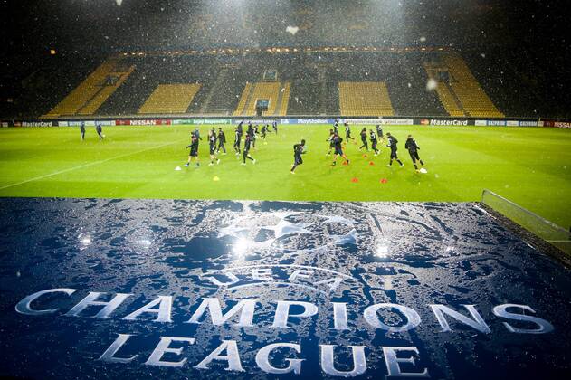 - DORTMUND, GERMANY: Illustration picture shows a training of Belgian team RSC Anderlecht, in Dortmund Signal Iduna Park stadium, Germany, Monday 08 December 2014. Champions League competition, in the group D. VIRGINIExLEFOUR  x04517899x