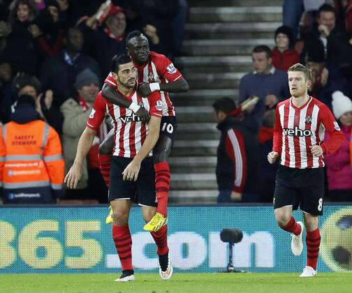 Aktuell Fußball, England, Premier League, FC Southampton - Manchester United Southampton s Graziano Pelle celebrates scoring his sides opennig goal Barclays Premier League- Southampton vs Manchester United ManU - St Mary s Stadium - England - 8th December 2014 - Picture David Klein Sportimage EDITORIAL USE ONLY. No use with unauthorised audio, video, data, fixture lists, club league logos or live services. Online in-match use limited to 120 images, no video emulation. No use in betting, games or single club league player publications.