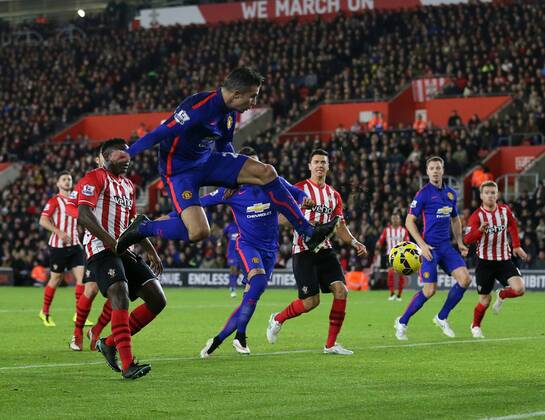 Manchester United ManU s Robin Van Persie scoring his sides second goal Barclays Premier League- Southampton vs Manchester United - St Mary s Stadium - England - 8th December 2014 - Picture David Klein Sportimage EDITORIAL USE ONLY. No use with unauthorised audio, video, data, fixture lists, club league logos or live services. Online in-match use limited to 120 images, no video emulation. No use in betting, games or single club league player publications.