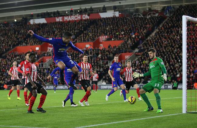 Manchester United ManU s Robin Van Persie scoring his sides second goal Barclays Premier League- Southampton vs Manchester United - St Mary s Stadium - England - 8th December 2014 - Picture David Klein Sportimage EDITORIAL USE ONLY. No use with unauthorised audio, video, data, fixture lists, club league logos or live services. Online in-match use limited to 120 images, no video emulation. No use in betting, games or single club league player publications.