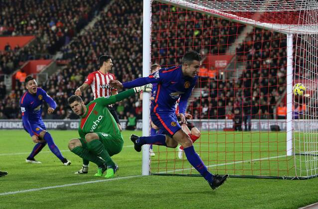 Manchester United ManU s Robin Van Persie celebrates scoring his sides second goal Barclays Premier League- Southampton vs Manchester United - St Mary s Stadium - England - 8th December 2014 - Picture David Klein Sportimage EDITORIAL USE ONLY. No use with unauthorised audio, video, data, fixture lists, club league logos or live services. Online in-match use limited to 120 images, no video emulation. No use in betting, games or single club league player publications.