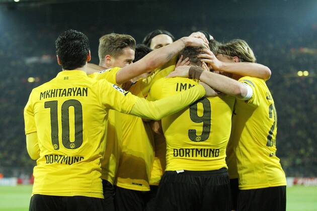 Ciro Immobile (Borussia Dortmund) bejubelt seinen Treffer zum 1:0 mit der Mannschaft, Torjubel Jubel, Emotionen Borussia Dortmund vs RSC Anderlecht, Fussball, UEFA Champions League, 09.12.2014 , EP_ANS