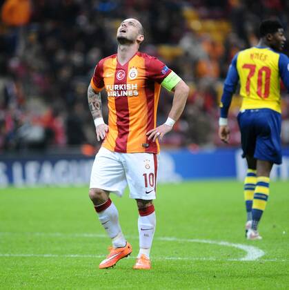 Aktuell Fußball, Champions League, Galatasaray Istanbul - FC Arsenal UEFA Champions League Group D match between Galatasaray and Arsenal at Turk Telekom Arena Stadium on December 09, 2014 in Istanbul, Turkey . Score: Galatasaray 1 - Arsenal 4 Pictured: Wesley Sneijder of Galatasaray. 