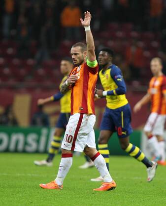 Aktuell Fußball, Champions League, Galatasaray Istanbul - FC Arsenal UEFA Champions League Group D match between Galatasaray and Arsenal at Turk Telekom Arena Stadium on December 09, 2014 in Istanbul, Turkey . Score: Galatasaray 1 - Arsenal 4 Pictured: Wesley Sneijder of Galatasaray. 