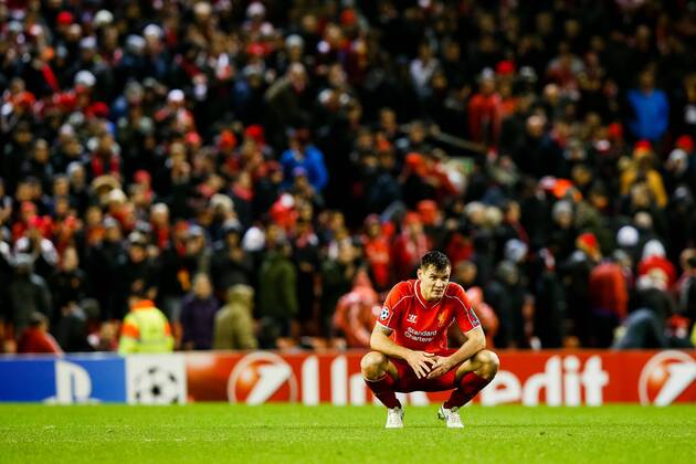Aktuell Fußball, Champions League, FC Liverpool - FC Basel Dejan Lovren (Liverpool), DECEMBER 9, 2014 - Football Soccer : Dejan Lovren of Liverpool reacts at the final whistle during the UEFA Champions League Group Stage match between Liverpool and FC Basel at Anfield in Liverpool, England.  (mdga004964)