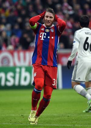 10.12.2014, xjhx, Fussball Champions League, FC Bayern Muenchen - ZSKA Moskau, v.l. Bastian Schweinsteiger (FC Bayern Muenchen)