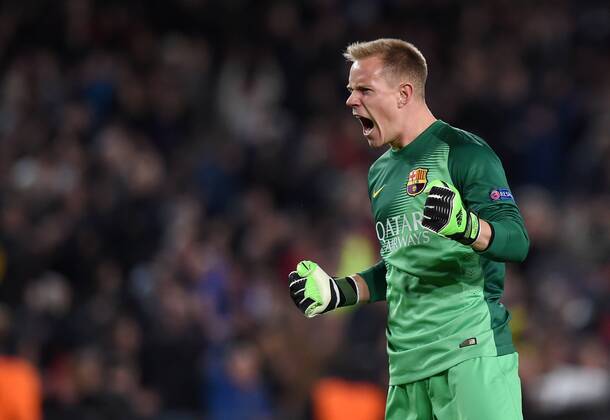 FUSSBALL CHAMPIONS LEAGUE SAISON 2014 2015 Vorrunde FC Barcelona Barca - Paris St. Germain 10.12.2014 Torwart Marc Andre ter Stegen (Barca) jubelt 