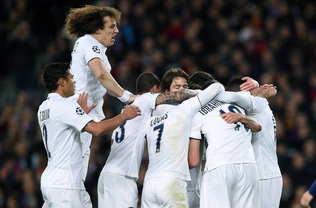 FUSSBALL CHAMPIONS LEAGUE SAISON 2014 2015 Vorrunde FC Barcelona Barca - Paris St. Germain 10.12.2014 Torjubel Paris Saint-Germain und David Luiz ist dabei obenauf 
