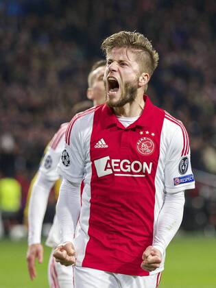 (L-R) Arkadiusz Milik of Ajax, Lasse Schone of Ajax during the UEFA Champions League group F match between Ajax Amsterdam and Apoel Nicosia on December 10, 2014 at the Amsterdam Arena in Amsterdam, The Netherlands. Auax Amsterdam v Apoel Nicosia UEFA Champions League Group F 2014 2015 xVIxxIVx 3345142
