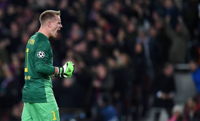 FUSSBALL CHAMPIONS LEAGUE SAISON 2014 2015 Vorrunde FC Barcelona Barca - Paris St. Germain 10.12.2014 Torwart Marc Andre ter Stegen (Barca) jubelt 