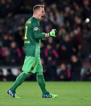 FUSSBALL CHAMPIONS LEAGUE SAISON 2014 2015 Vorrunde FC Barcelona Barca - Paris St. Germain 10.12.2014 Torwart Marc Andre ter Stegen (Barca) jubelt 