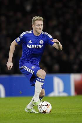 Aktuell Fussball, Champions League, FC Chelsea - Sporting Lissabon 10.12.2014. London, England. Champions League Group Stage. Chelsea versus Sporting Lisbon. Chelsea s Andre Schurrle in action xCraigxMercerx  ActionPlus11582233