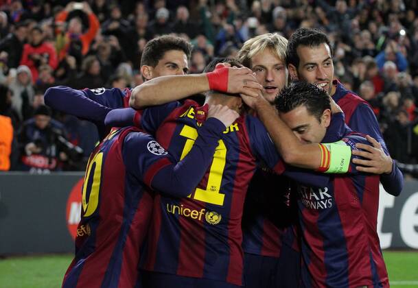 Aktuell Fussball, Champions League, FC Barcelona - Paris St. Germain 10.12.2014. Nou Camp, Barcelona, Spain. UEFA Champions League group stages, Barcelona versus PSG. Estadium Camp Nou. Suarez s goal celebration xAngelxBoludax  ActionPlus11582286
