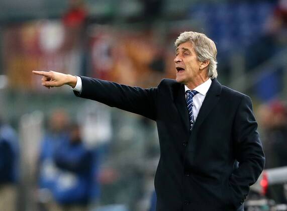 Aktuell Fussball, Champions League, AS Rom - Manchester City Manchester City s Manuel Pellegrini in action UEFA Champions League- Roma vs Manchester City - Stadio Olimpico - Italy - 10th December 2014 - Picture David Klein Sportimage EDITORIAL USE ONLY. No use with unauthorised audio, video, data, fixture lists, club league logos or live services. Online in-match use limited to 120 images, no video emulation. No use in betting, games or single club league player publications.