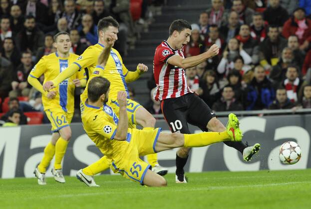 Aktuell Fussball, Champions League, Athletic Bilbao - BATE Baryssau Champions League match between Athletic Bilbao and Bate Borisov. In this picture, Oscar De Marcos and Nemanja Tubic. xJUANxECHEVERRIAx 