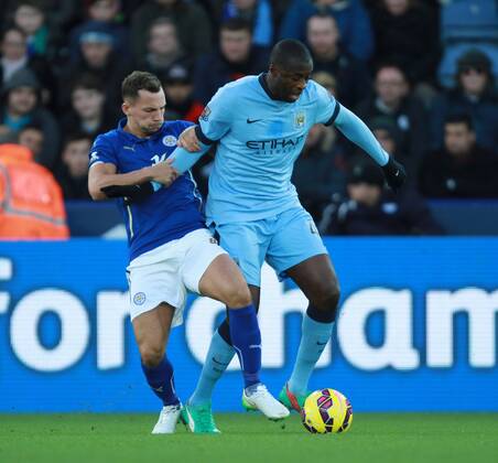 Aktuell Fußball, England, Premier League, Leicester City - Manchester City Leicester City v Manchester City . . Leicester, UK . . 13.12.2014 Danny Drinkwater (LC) Yaya Toure (MC) 
