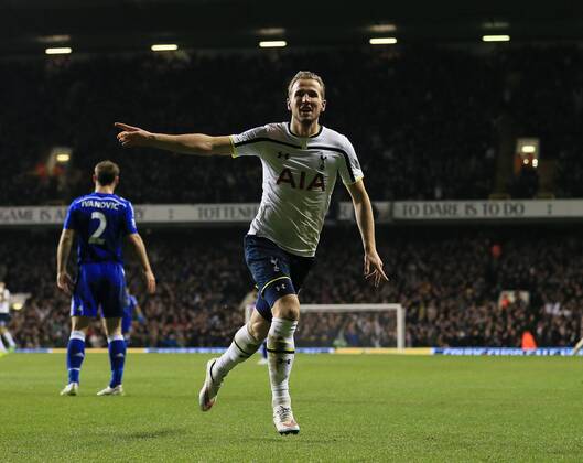 Tottenham s Harry Kane celebrates scoring his sides fourth goal Barclays Premier League - Tottenham Hotspur vs Chelsea - White Hart Lane - England - 1st January 2015 - Picture David Klein Sportimage EDITORIAL USE ONLY. No use with unauthorised audio, video, data, fixture lists, club league logos or live services. Online in-match use limited to 120 images, no video emulation. No use in betting, games or single club league player publications.