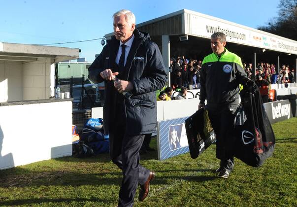 Football - 2014 2015 FA Cup - Third Round: Dover Athletic vs. Crystal Palace Palace manager Alan Pardew at the Crabble Athletic Ground. COLORSPORT ANDREW COWIE