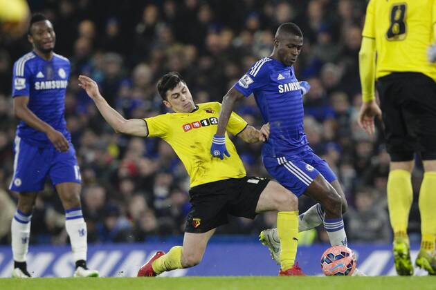 04.01.2015. London, England. FA Cup 3rd Round. Chelsea versus Watford. Watford s Fernando Forestieri with a challenge on Chelsea s Ramires xCraigxMercerx  ActionPlus11586906