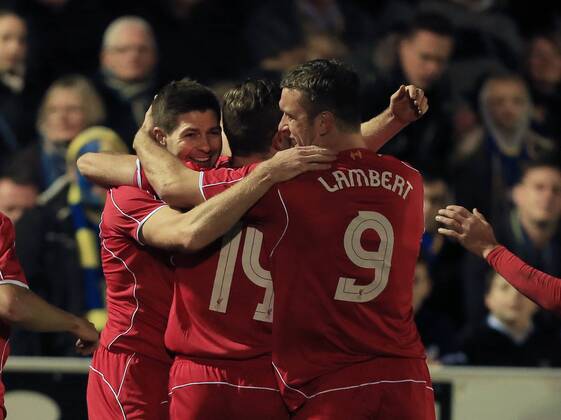 Aktuell Fußball, England, FA Cup, AFC Wimbledon - FC Liverpool Liverpool s Steven Gerrard celebrates scoring his sides opening goal FA Cup Third Round - AFC Wimbledon - FC Liverpool - Kingsmeadow Stadium park - England - 5th January 2015 - EDITORIAL USE ONLY. No use with unauthorised audio, video, data, fixture lists, club league logos or live services. Online in-match use limited to 120 images, no video emulation. No use in betting, games or single club league player publications.