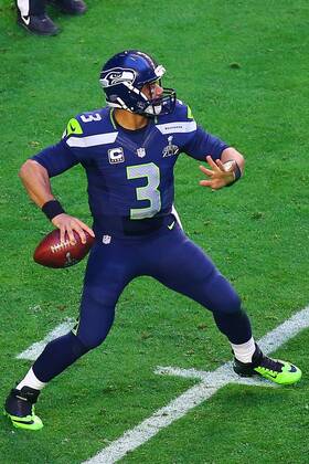 01 FEB 2015: Seattle Seahawks Quarterback Russell Wilson (3) during the second quarter of Super Bowl XLIX. The New England Patriots defeat the Seattle Seahawks 28-24 in Super Bowl XLIX at University of Phoenix Stadium in Glendale Arizona.New England Patriots Quarterback Tom Brady (12) was also named the game MVP. NFL American Football Herren USA FEB 01 Super Bowl XLIX - Patriots v Seahawks Icon020115086 EDITORIAL USE ONLY