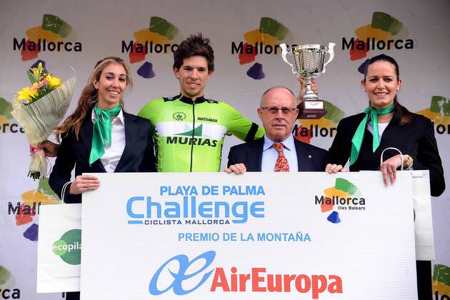 Unai INTZIARTE ( SPA Murias Taldea ) gewinnt die Bergwertung - Premio de la Montana - Podium - Siegerehrung - Zeremonie - Ceremony - Jubel - Freude - Emotionnen - Mimik - Gestik - Hostessen - Pokal - Querformat - quer - horizontal - Event Veranstaltung: 24. Playa de Palma - Challenge Ciclista Mallorca - Trofeo Playa de Palma - Playa de Palma nach Palma 168.2 km - Location Ort: Mallorca - Spain - Spanien - Europe - Europa - Date Datum: 01.02.2015 STIEHL PHOTOGRAPHY