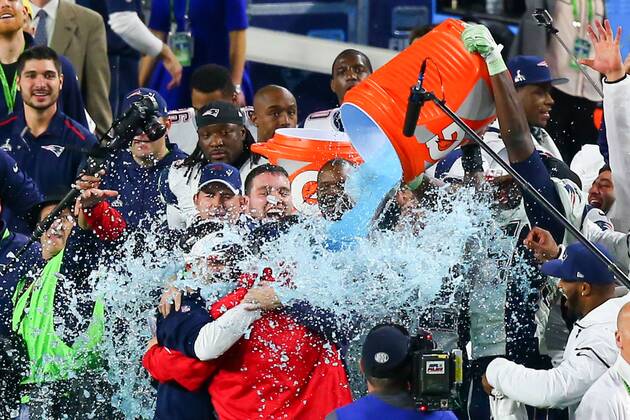 01 FEB 2015: New England Patriots Head coach Bill Belichick gets a gatorade bath after the New England Patriots defeat the Seattle Seahawks 28-24 in Super Bowl XLIX at University of Phoenix Stadium in Glendale Arizona. NFL American Football Herren USA FEB 01 Super Bowl XLIX - Patriots v Seahawks Icon020115046 EDITORIAL USE ONLY