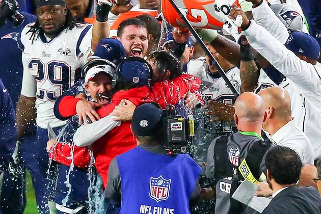 01 FEB 2015: New England Patriots Head coach Bill Belichick gets a gatorade bath after the New England Patriots defeat the Seattle Seahawks 28-24 in Super Bowl XLIX at University of Phoenix Stadium in Glendale Arizona. NFL American Football Herren USA FEB 01 Super Bowl XLIX - Patriots v Seahawks Icon020115049 EDITORIAL USE ONLY